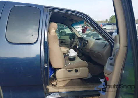 2003 Ford F-150 Lariat/Xl/Xlt z USA, uszkodzony, nr VIN 1FTRX07W63KC67200